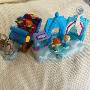 Little people Frozen the movie figures Playset toys sleigh arendelle wonderland